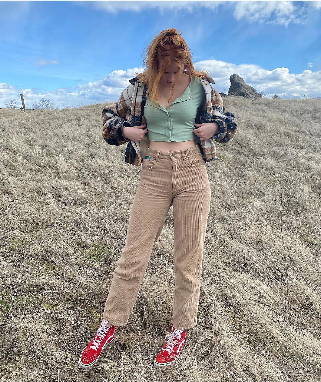 Empyre Tori 90s Khaki Corduroy Skate Pants - Image 10