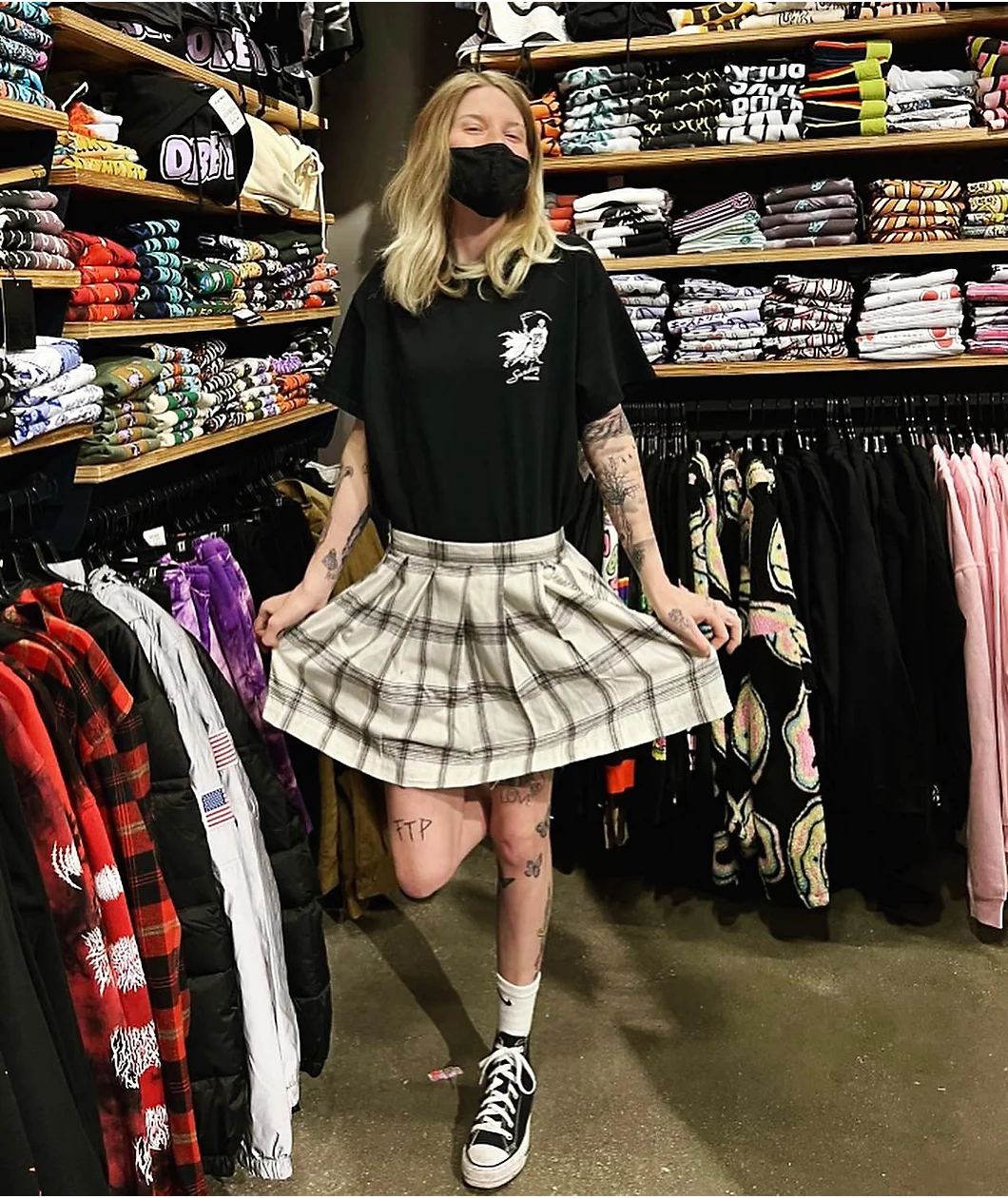 Khaki & Blue Plaid Pleated Chain Skirt - Image 4