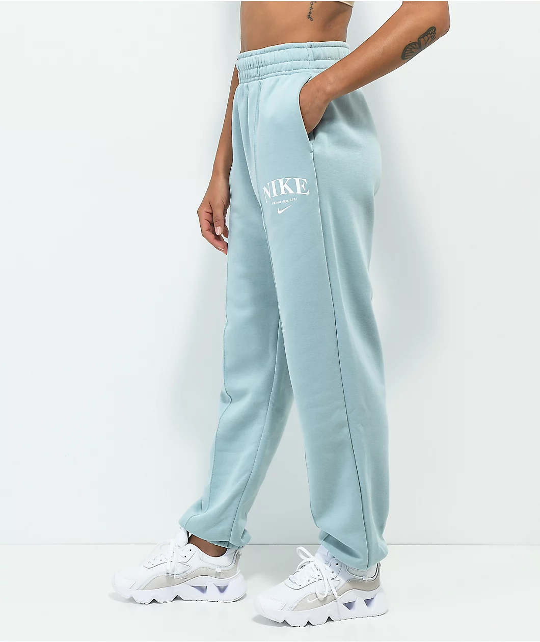 Nike Sportswear Essential Light Blue Fleece Sweatpants - Image 3